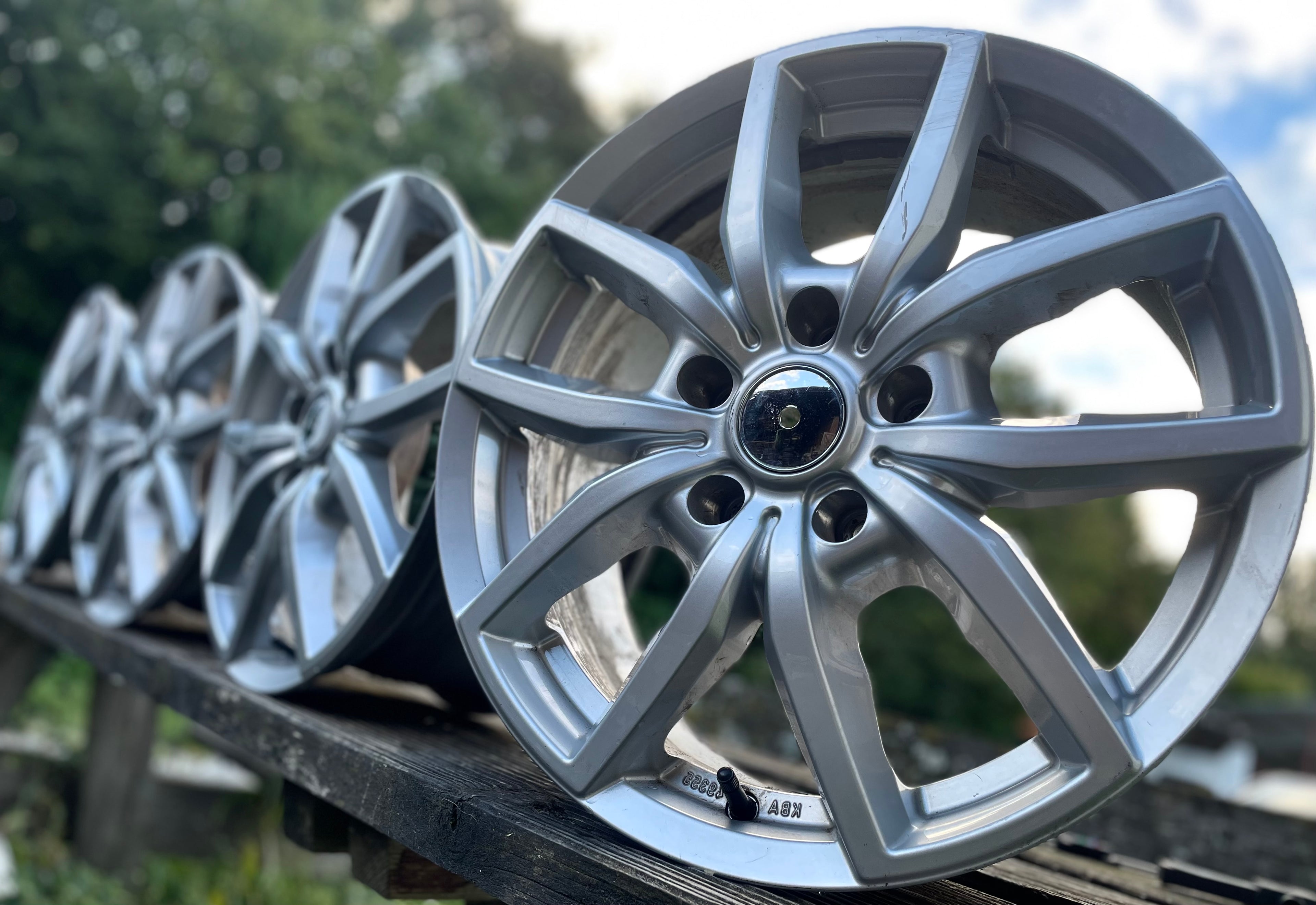 ⭐️⭐️⭐️⭐️⭐️4x Alloy wheels 17’ 5x120 BMW,OPEL,MINI COOPER,VW,HONDA
