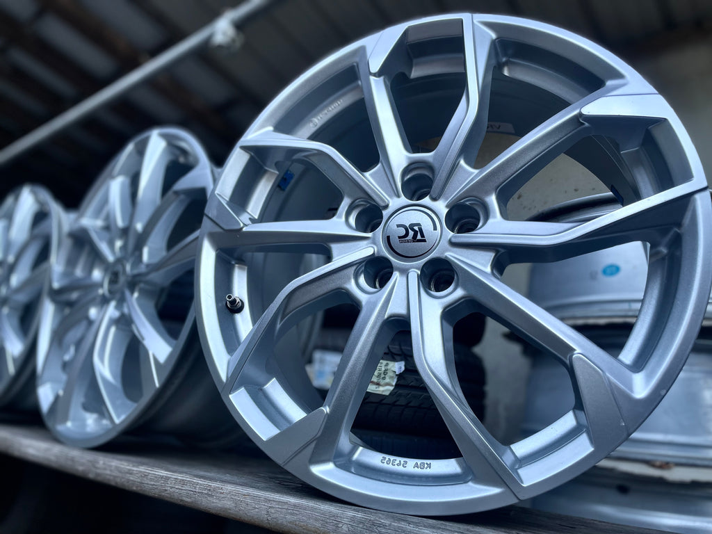 ⭐️⭐️⭐️⭐️⭐️4x Alufelgen 18’ 5x100 VW, AUDI, SEAT, SKODA, TOYOTA, SUBARU, SAAB, CHEVROLET,