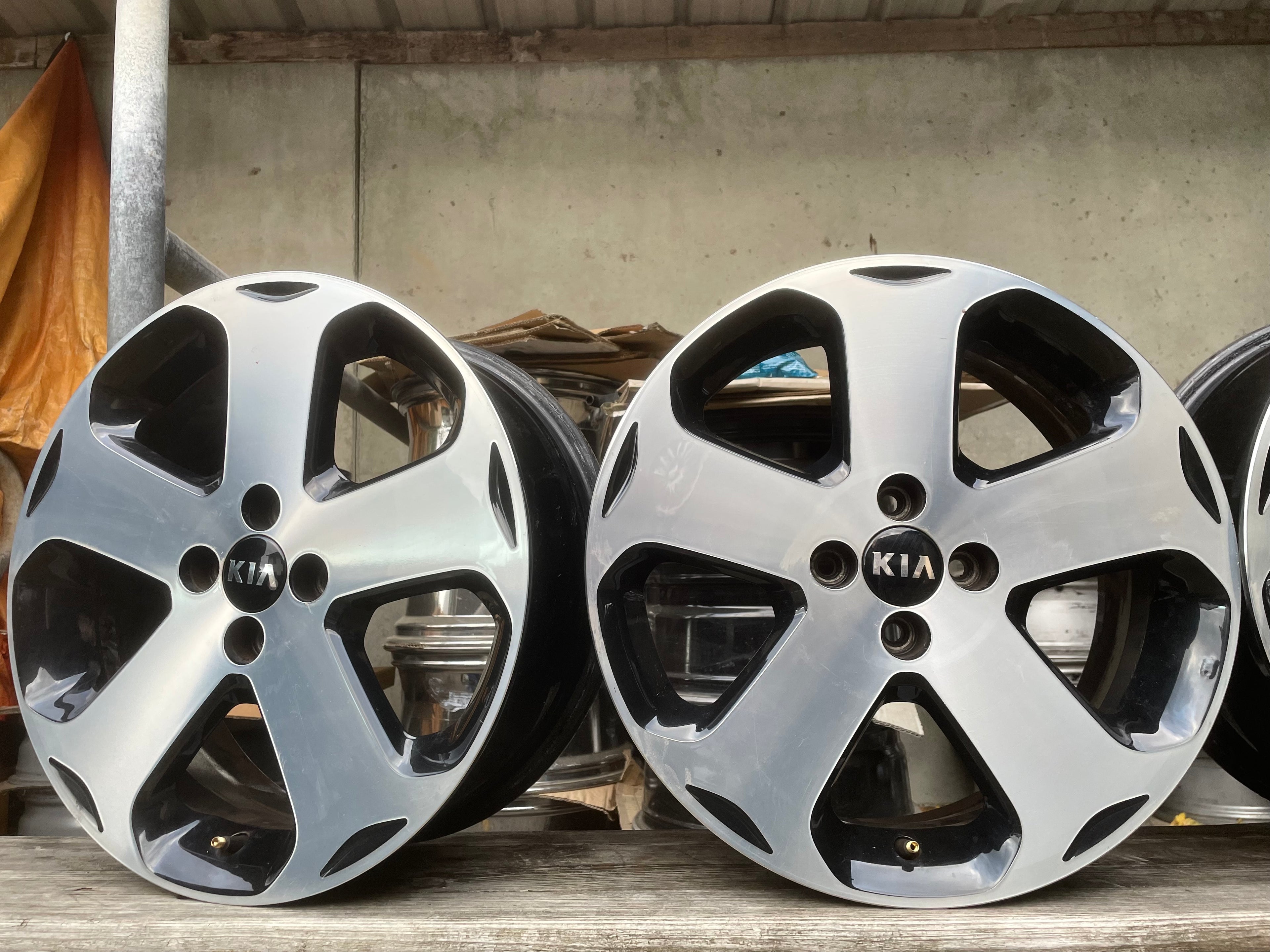 ⭐️⭐️⭐️⭐️⭐️4x KIA Alloy wheels 17’ 4x100