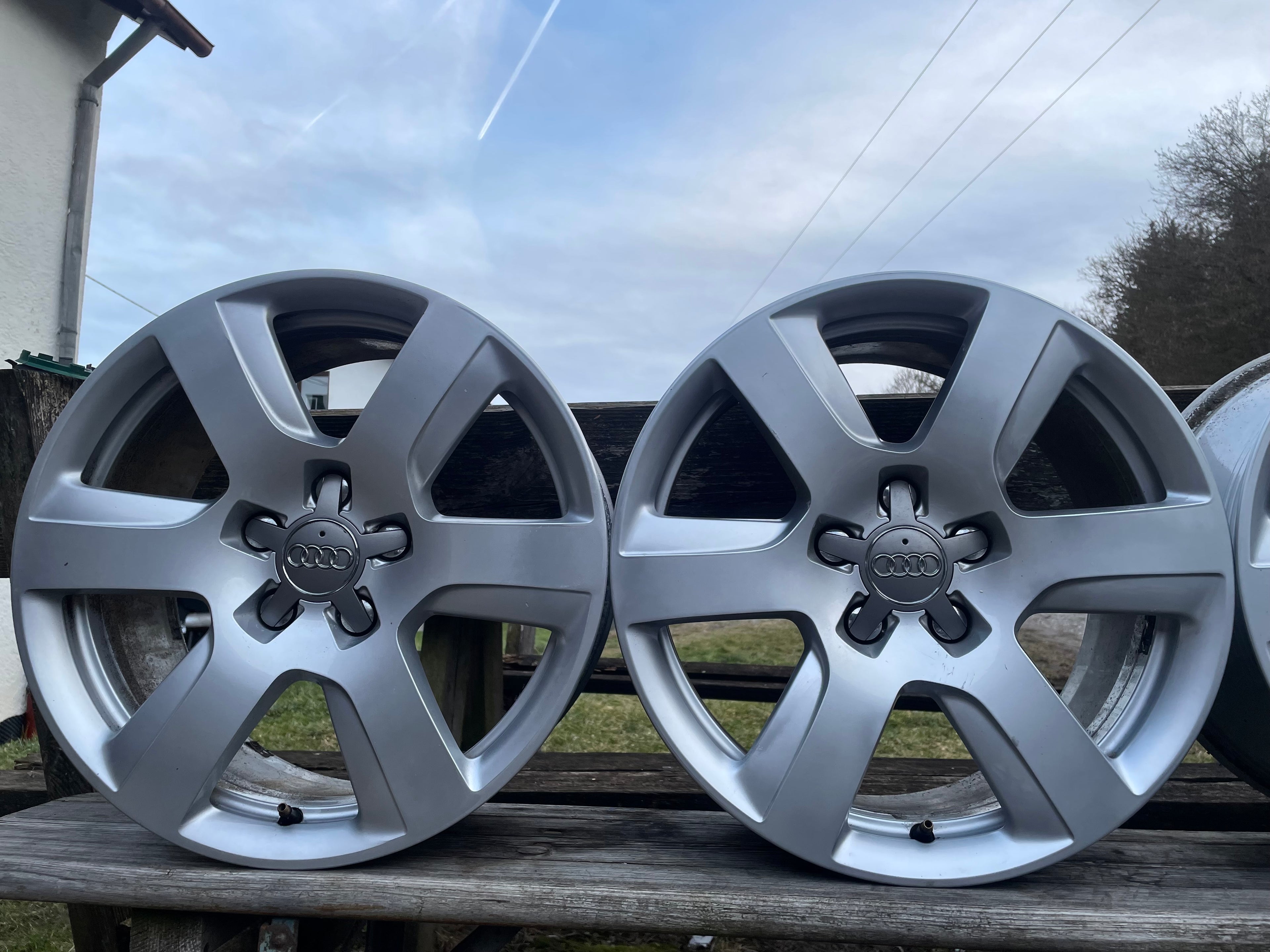 ⭐️⭐️⭐️⭐️⭐️4x AUDI Alufelgi 17’ 5x112