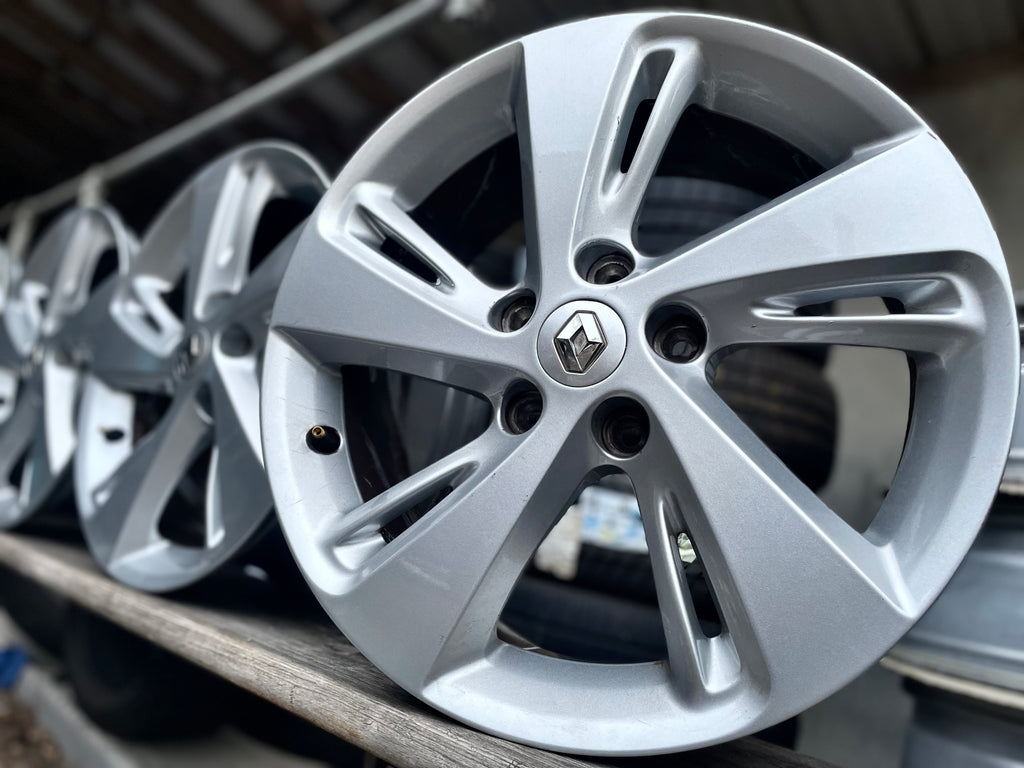 ⭐️⭐️⭐️⭐️⭐️4x RENAULT Alufelgi 17’ 5x114,3