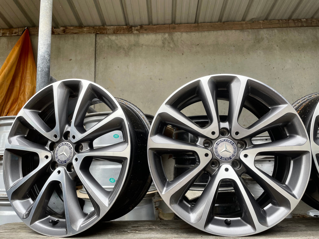 ⭐️⭐️⭐️⭐️⭐️4x MERCEDES Alufelgen 18’ 5x112 (8j-9j)
