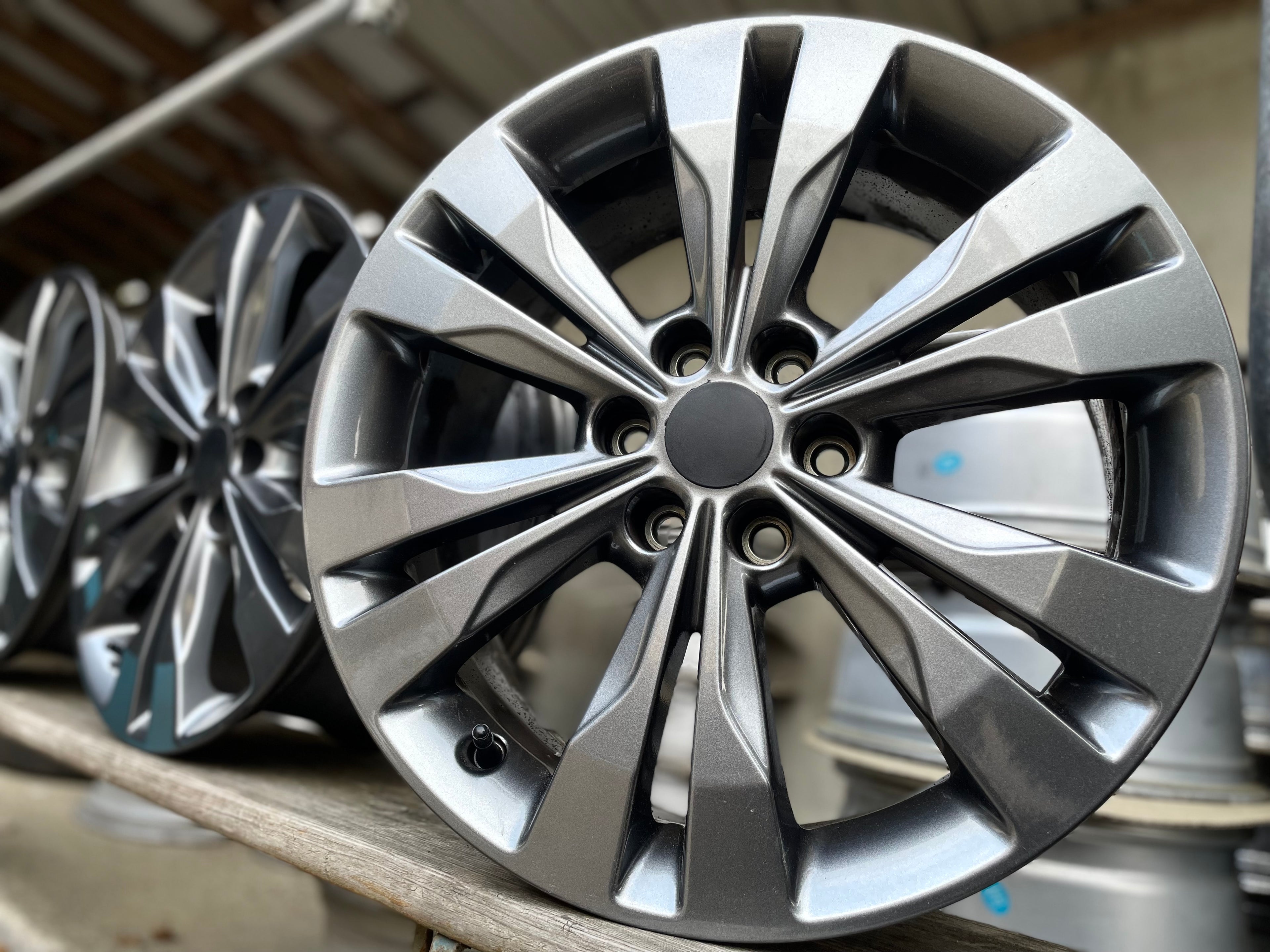 ⭐️⭐️⭐️⭐️⭐️4x 18' Alloy wheels 6x114.3 MERCEDES, NISSAN, RENAULT